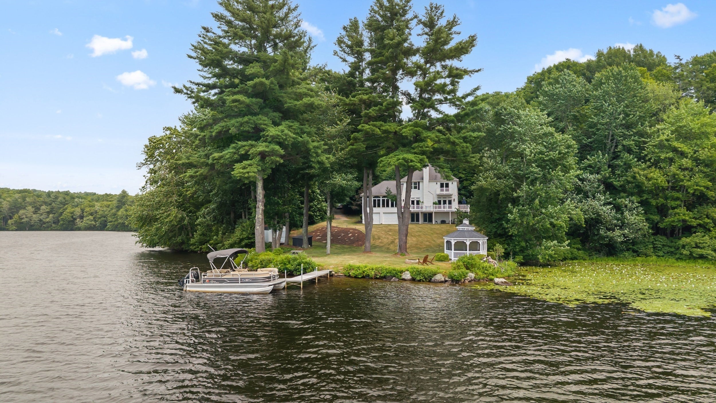 14 Demond Pond Row