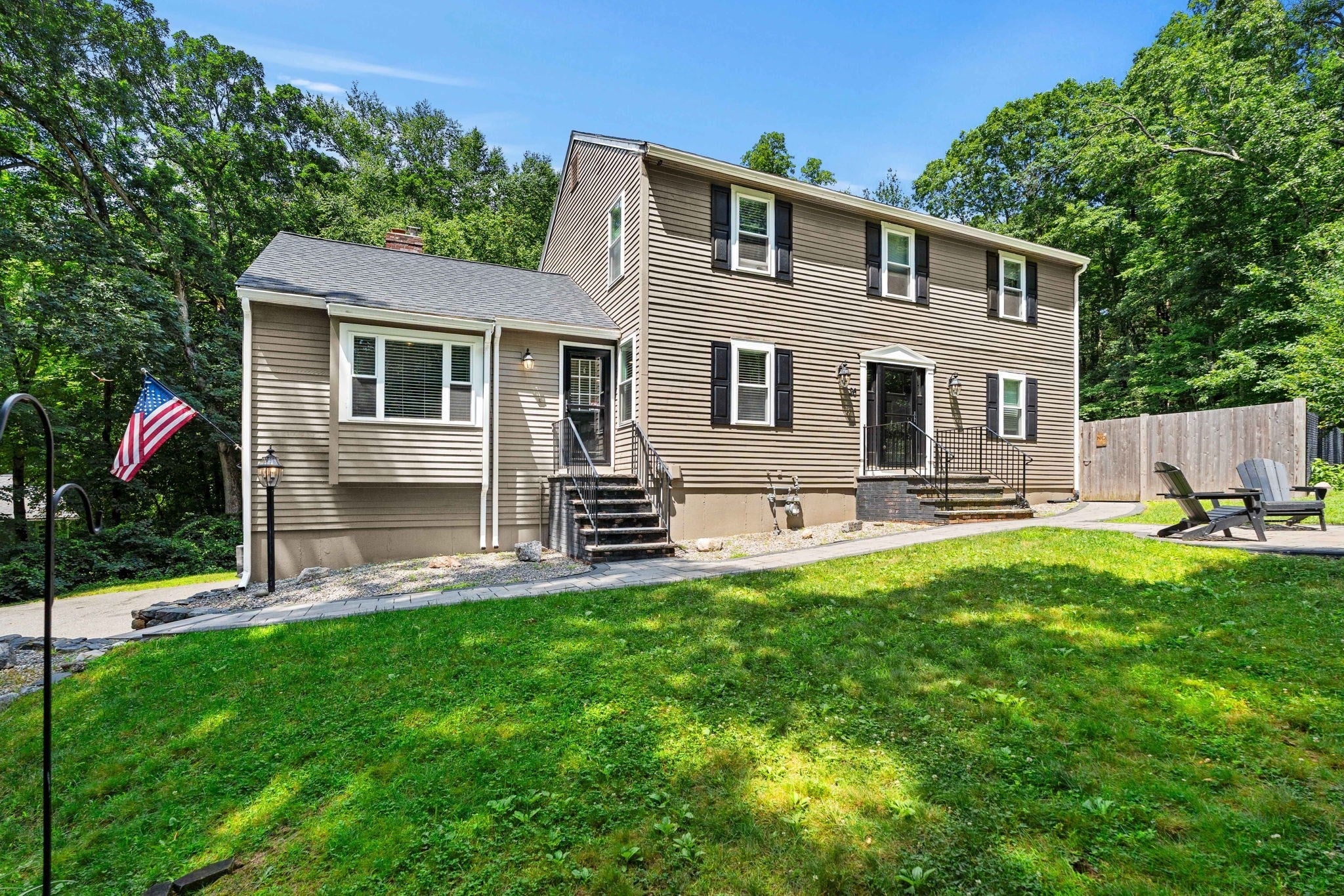 26 Parsonage Hill Rd
