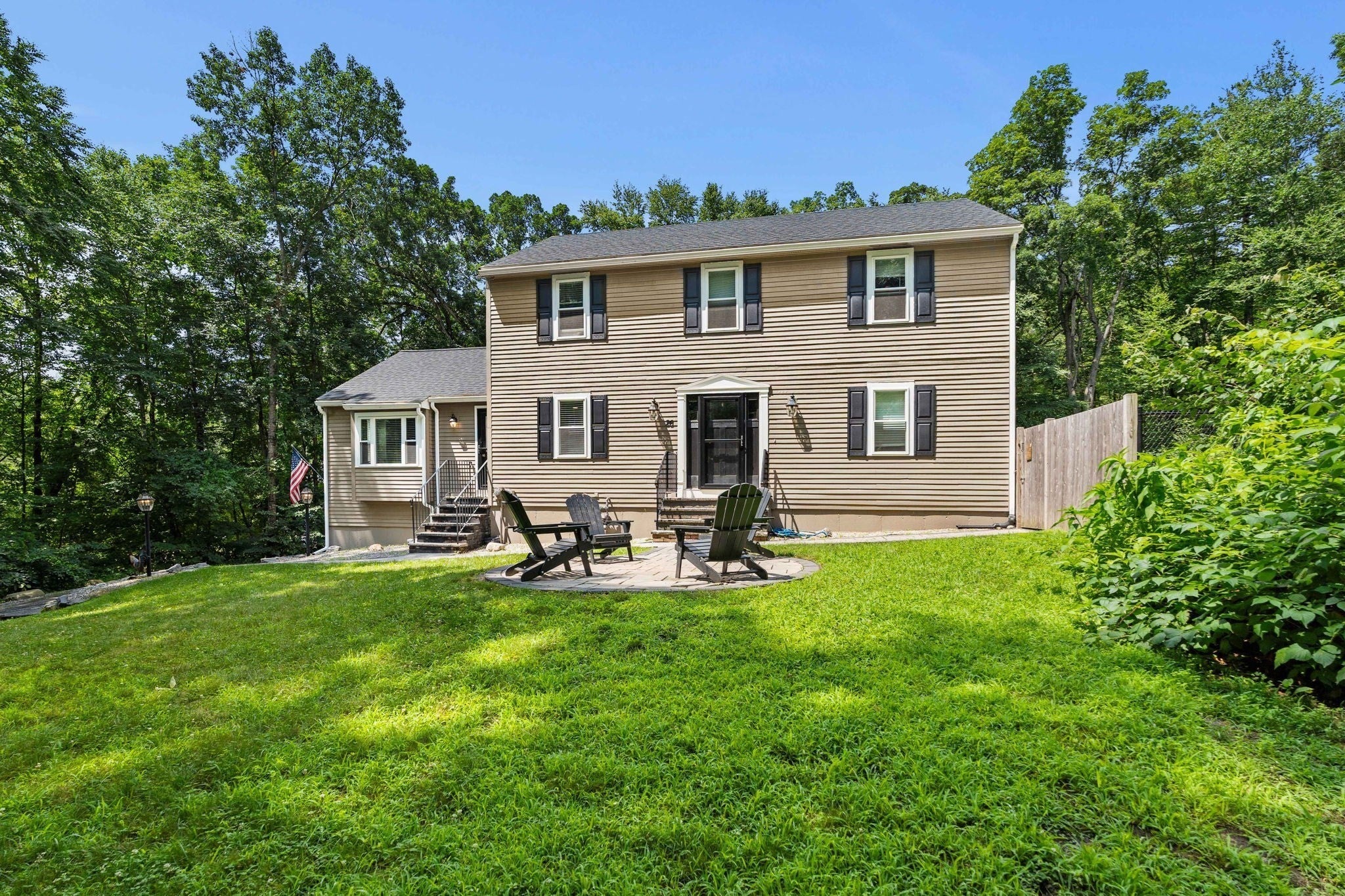 26 Parsonage Hill Rd