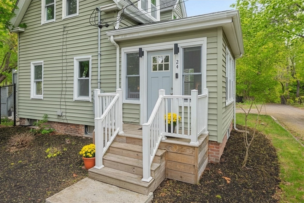 24 Bowker Ave