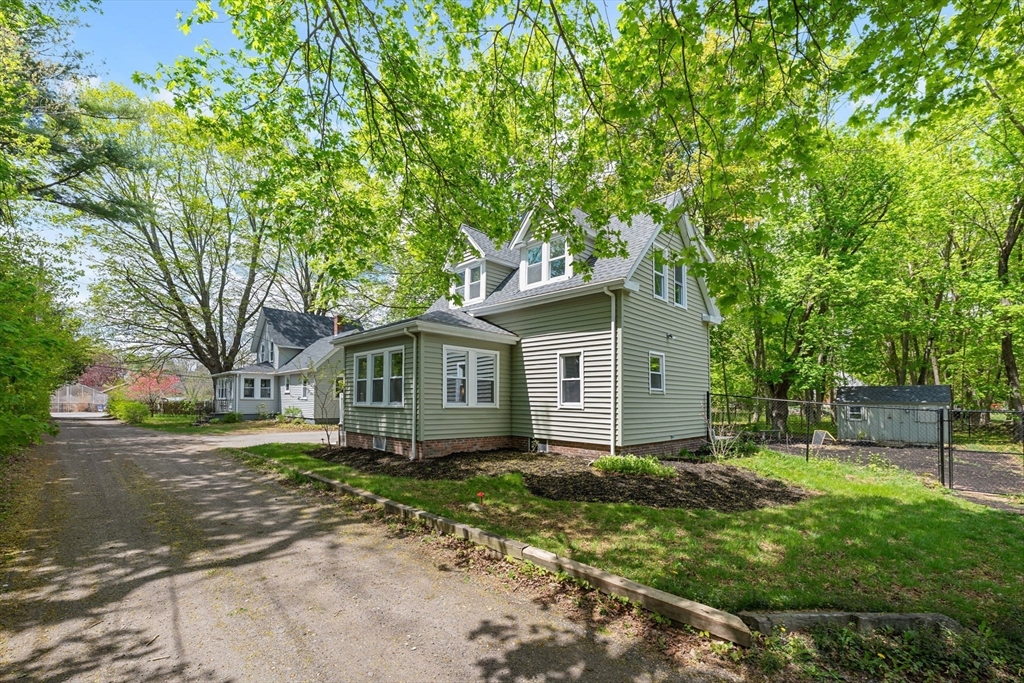 24 Bowker Ave