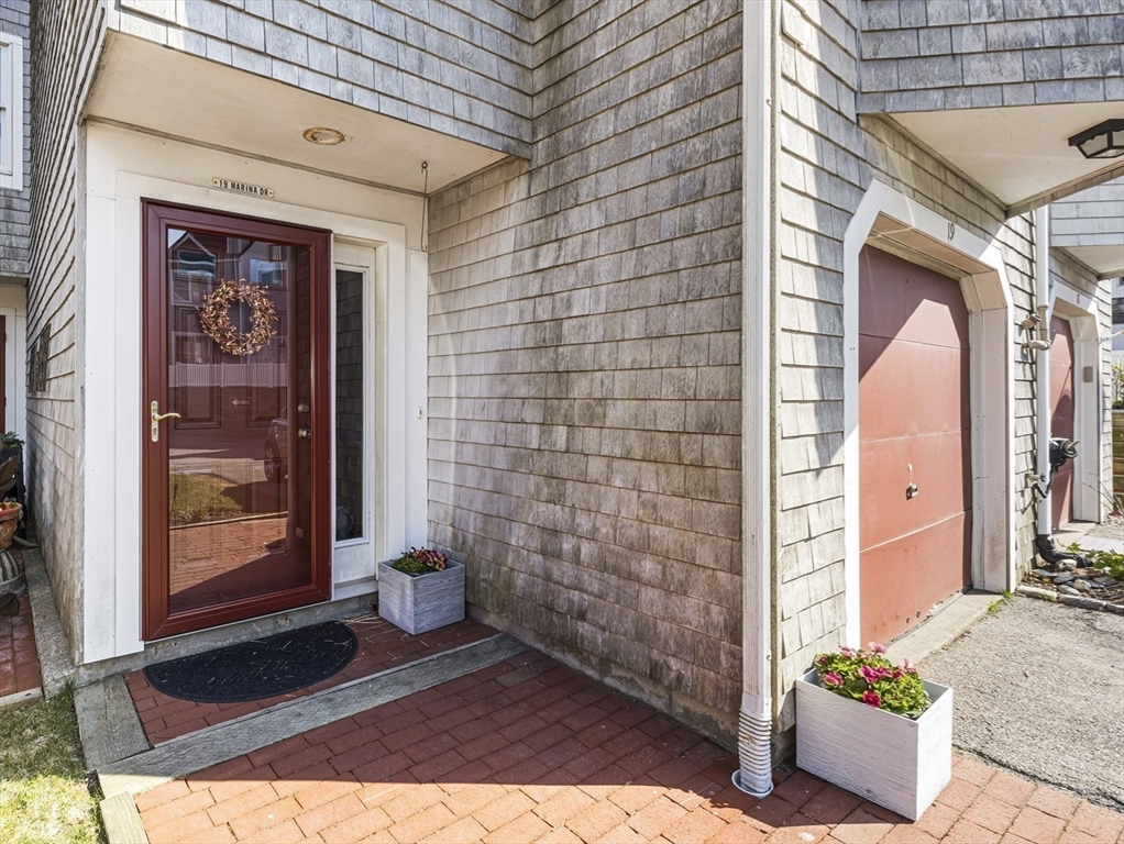 19 Marina Drive 19