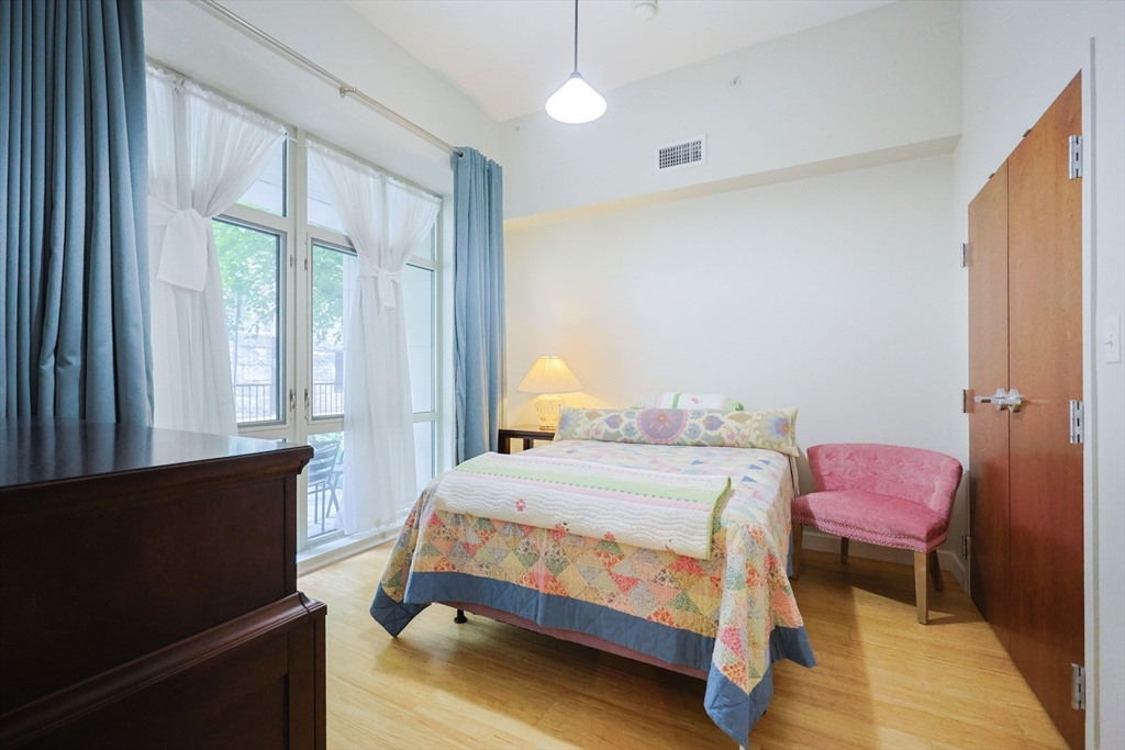150 Dorchester Ave 103