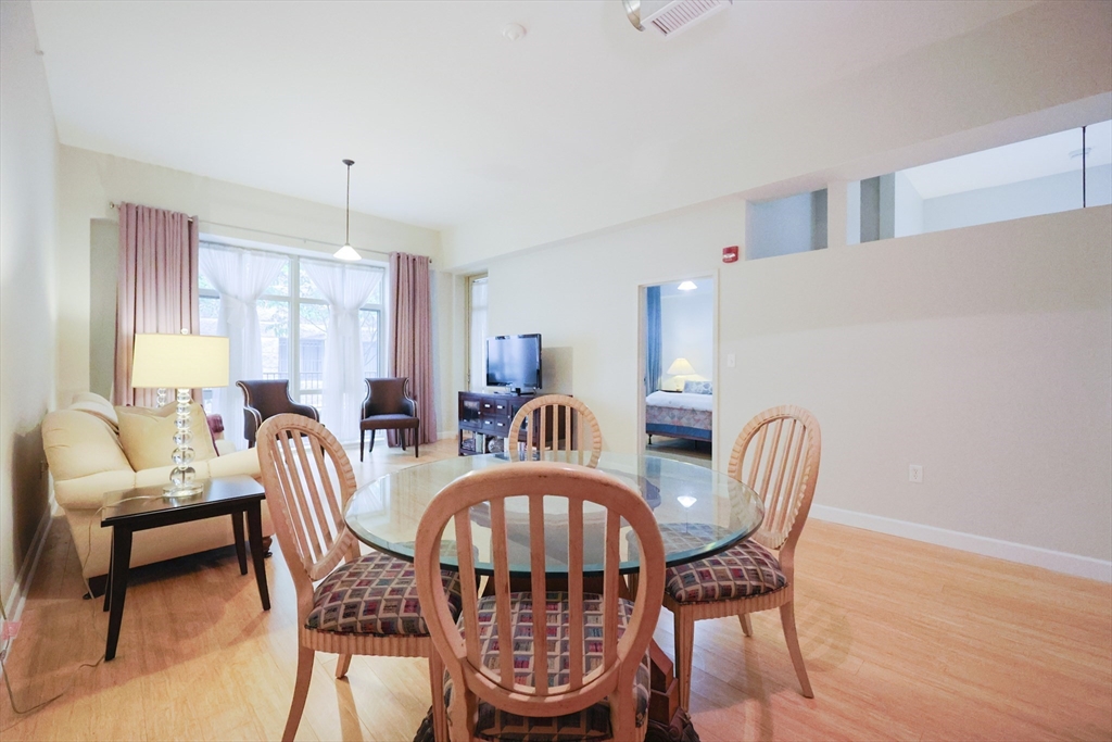 150 Dorchester Ave 103