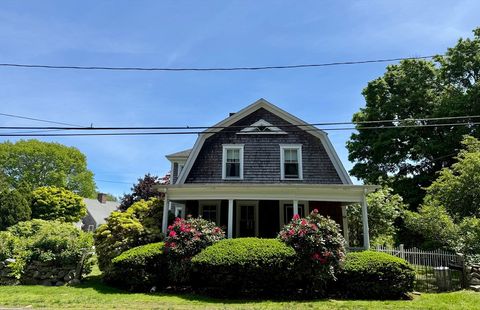 69 Prospect St Dartmouth MA 02748