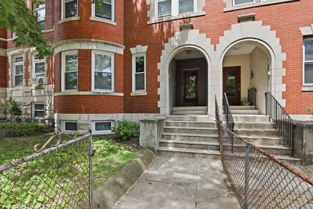 1896 Beacon St #PH3, Brookline, MA, 1896 Beacon St #PH3, Brookline, MA Photo #25