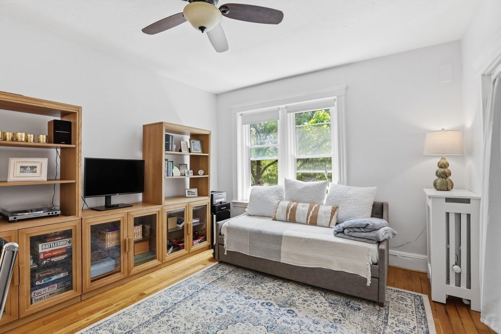 1896 Beacon St PH3