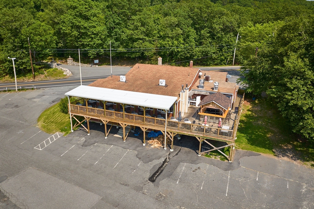 100 Mountain Rd