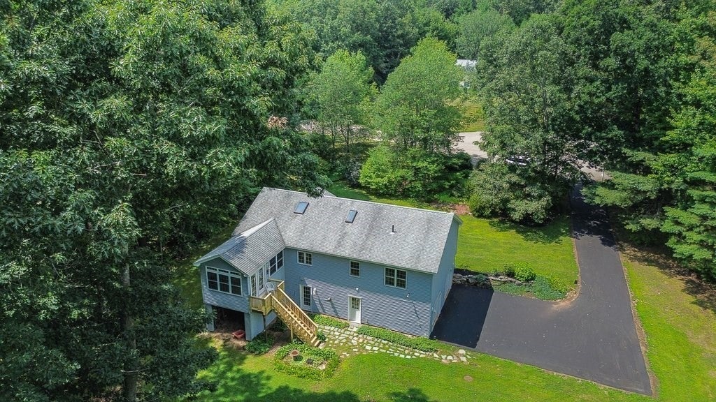 23 Sherwood Dr, Spencer, MA Photo #9