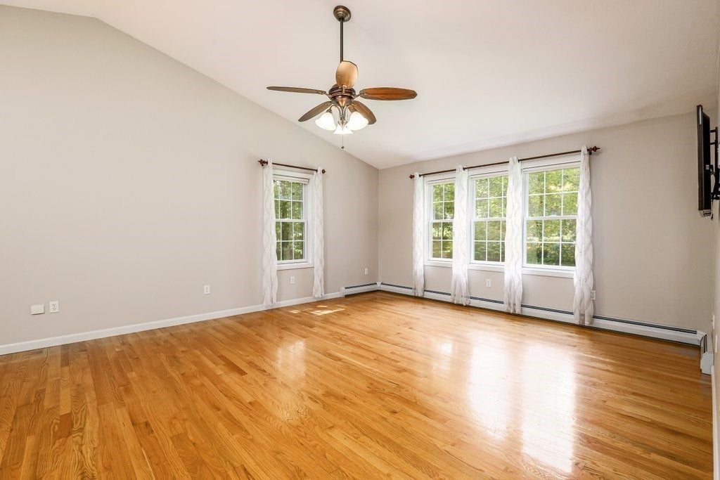 23 Sherwood Dr, Spencer, MA Photo #14