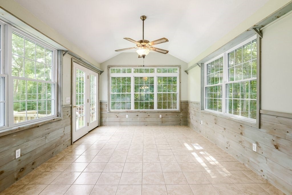 23 Sherwood Dr, Spencer, MA Photo #21