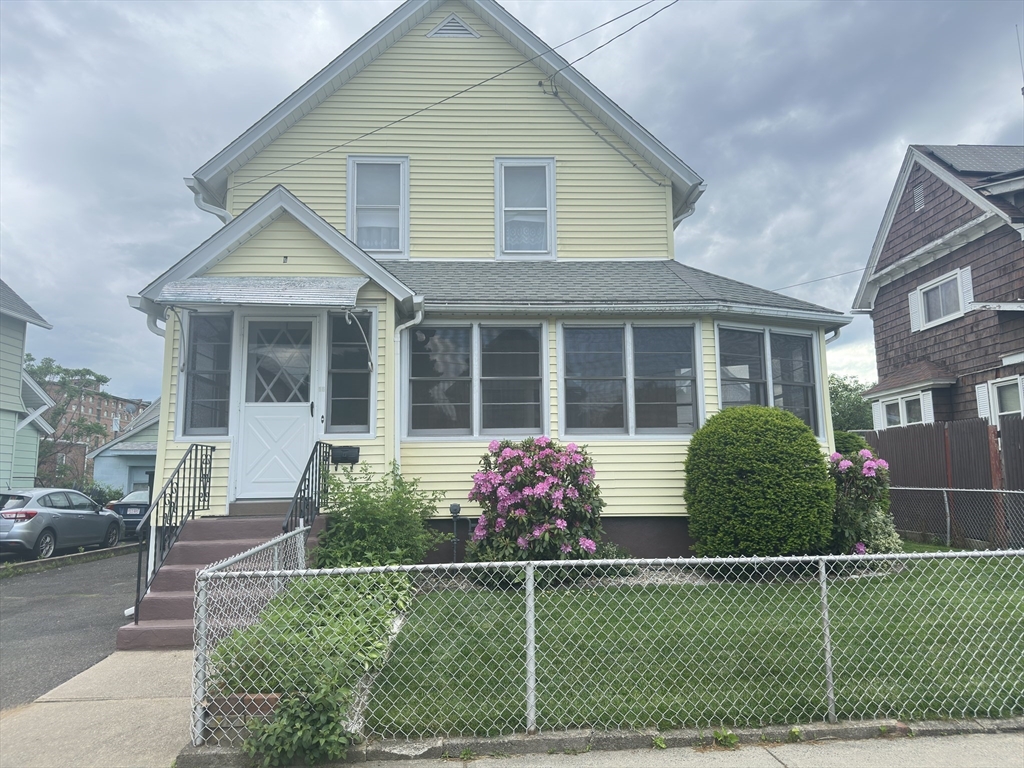 15 Bristol St