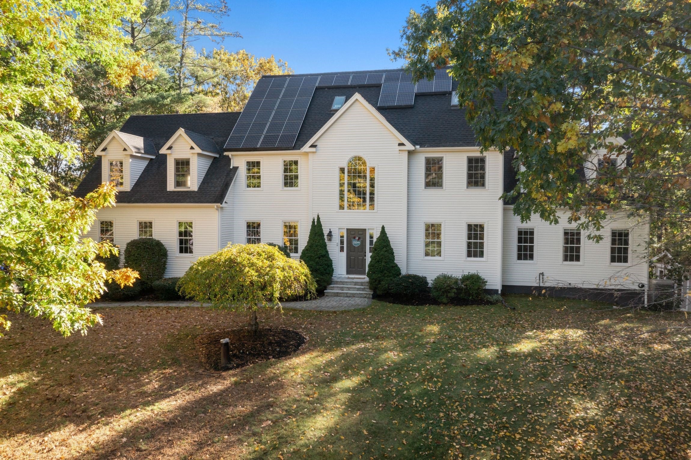 Photo of 23 Falcon Ridge Dr, Hopkinton, MA