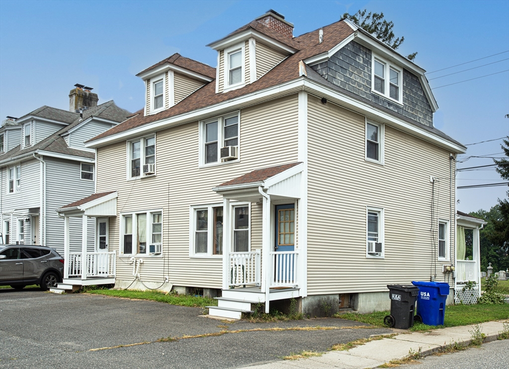 104-106 Everett St.
