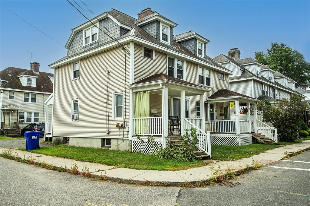 104-106 Everett St.