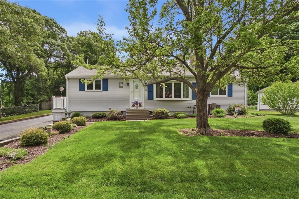 13 Thrush Ave