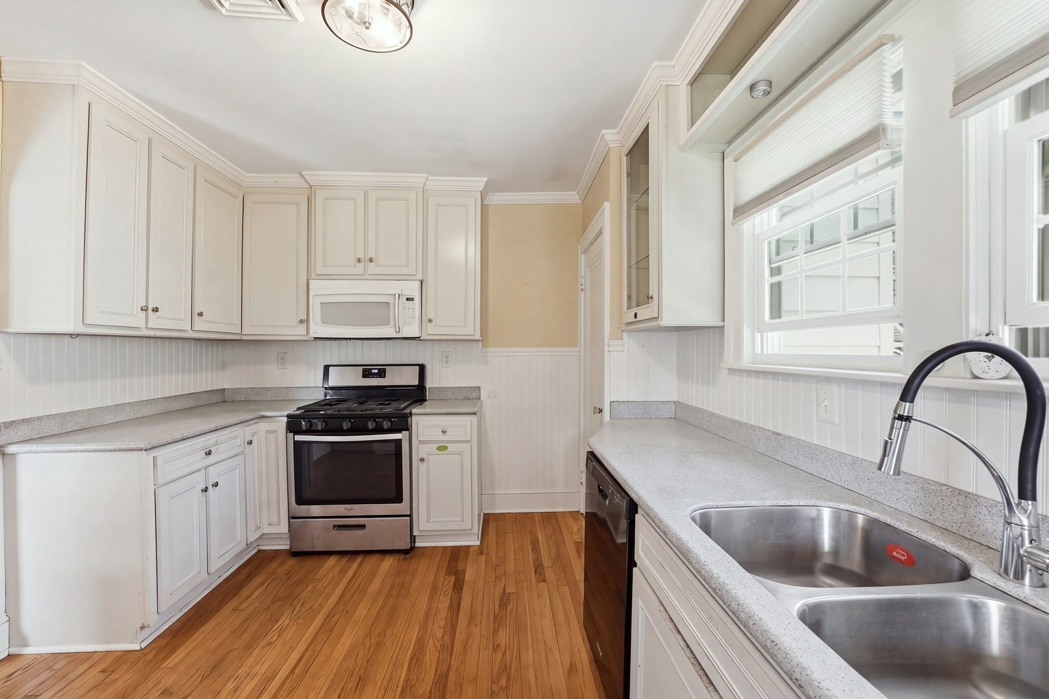 45 Bronson Ter, Springfield, MA, 45 Bronson Ter, Springfield, MA Photo #11