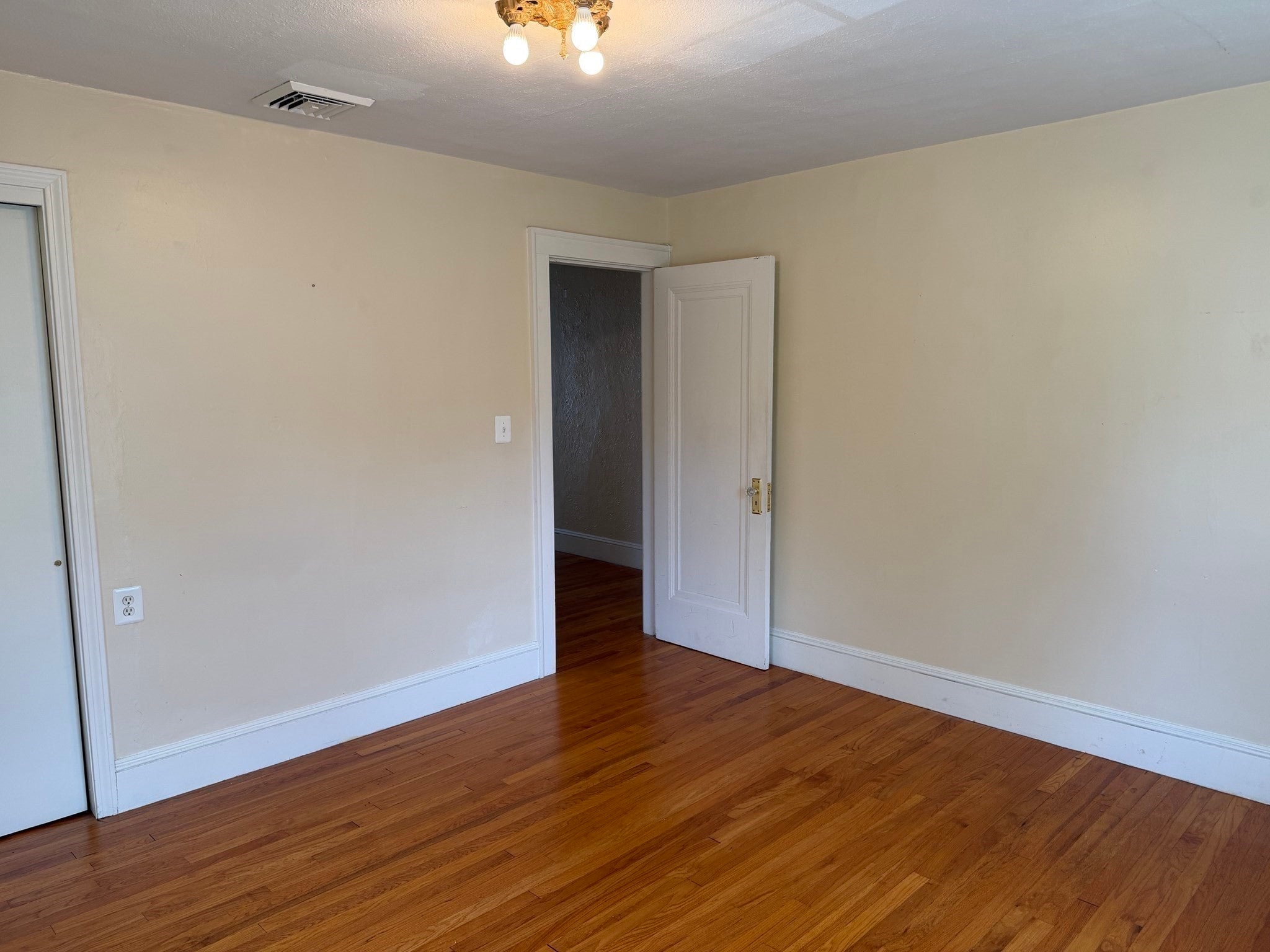 45 Bronson Ter, Springfield, MA, 45 Bronson Ter, Springfield, MA Photo #31