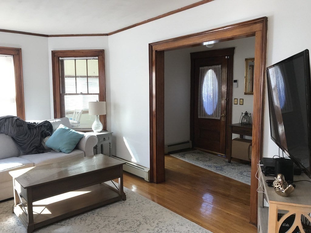 130 White St #1, Belmont, MA, 130 White St #1, Belmont, MA Photo #3