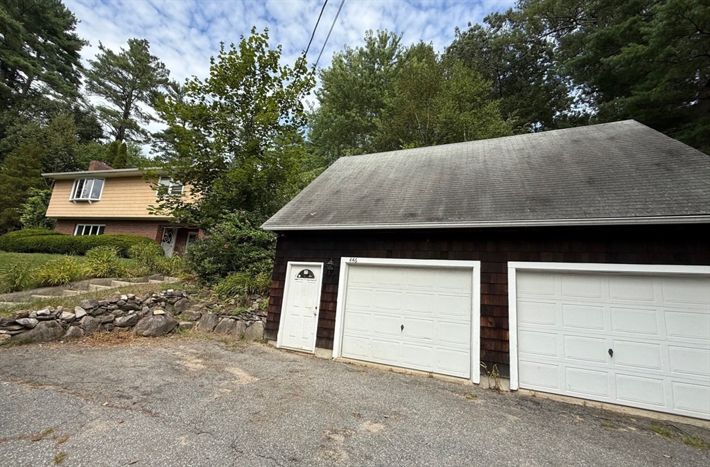 446 Mammoth Road