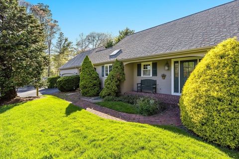 Single Family Residence in Brewster MA 37 Bates Lane 34.jpg