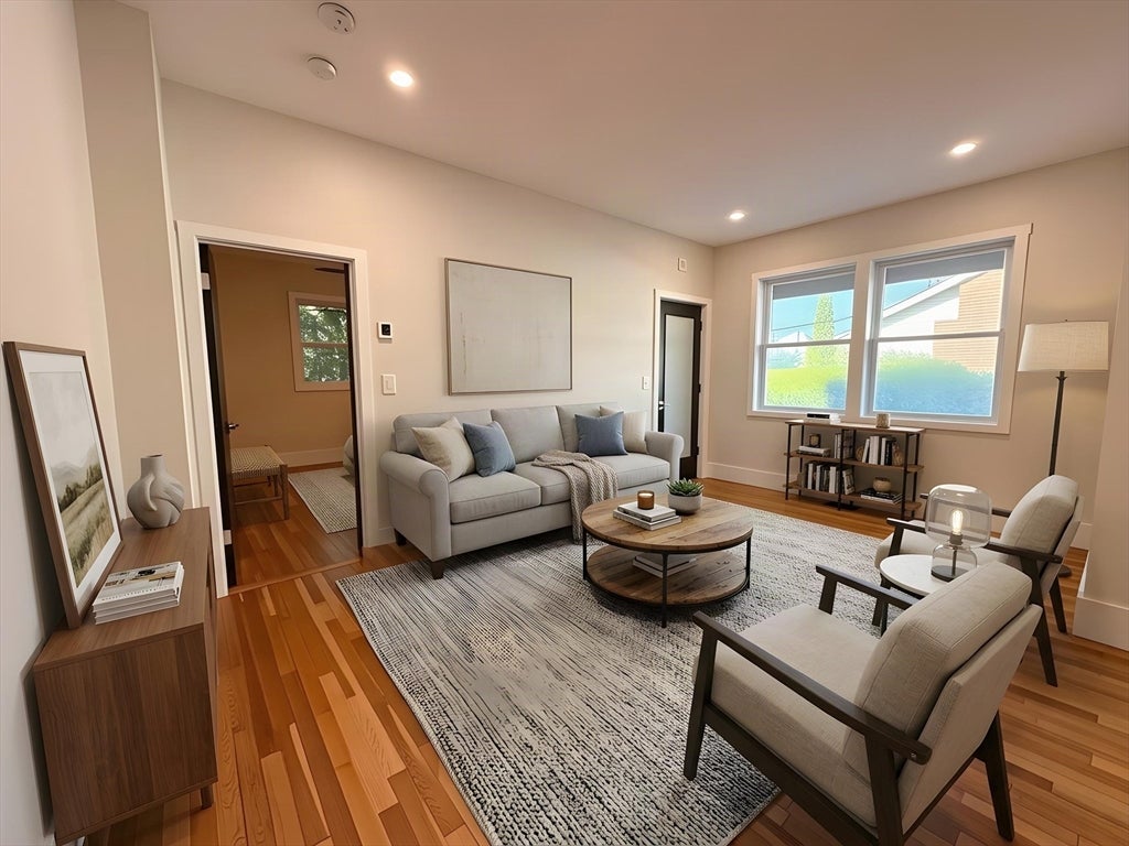 289 Walnut St #1, Stoughton, MA Photo #1