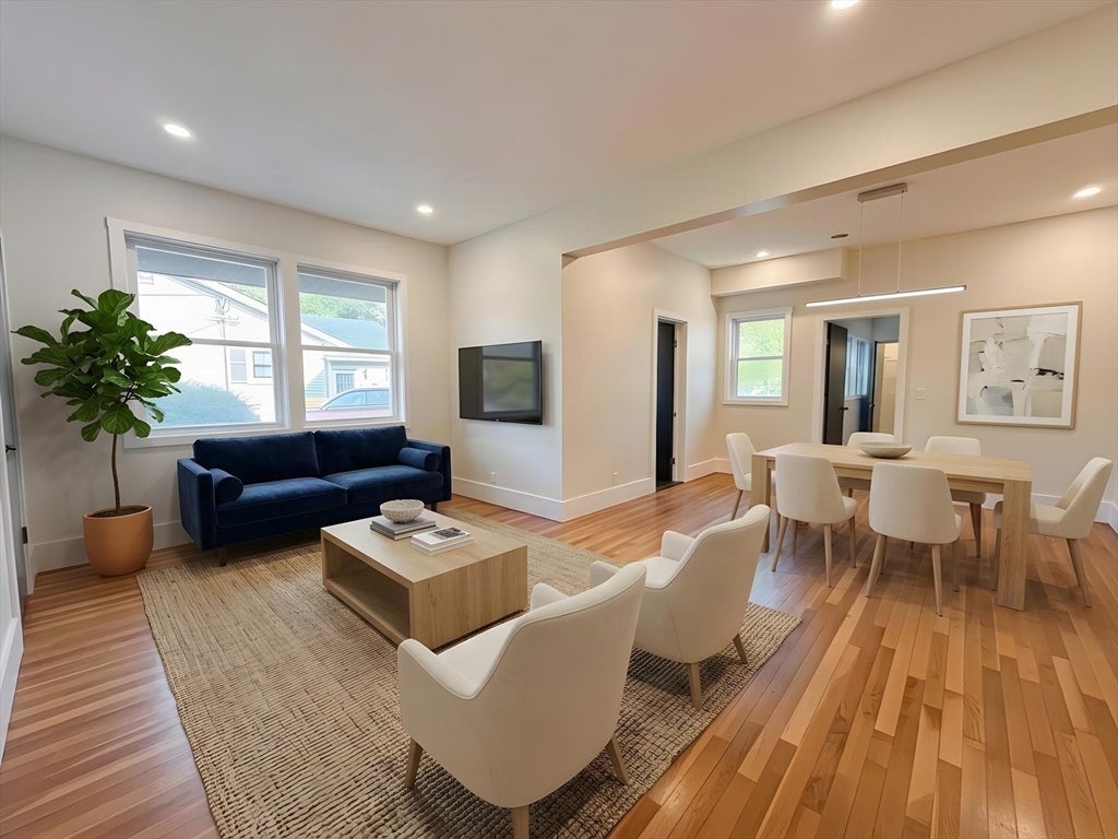 289 Walnut St #1, Stoughton, MA Photo #5