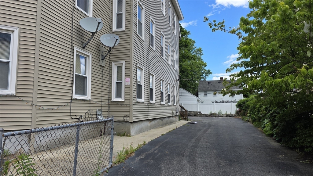 7 Preston St