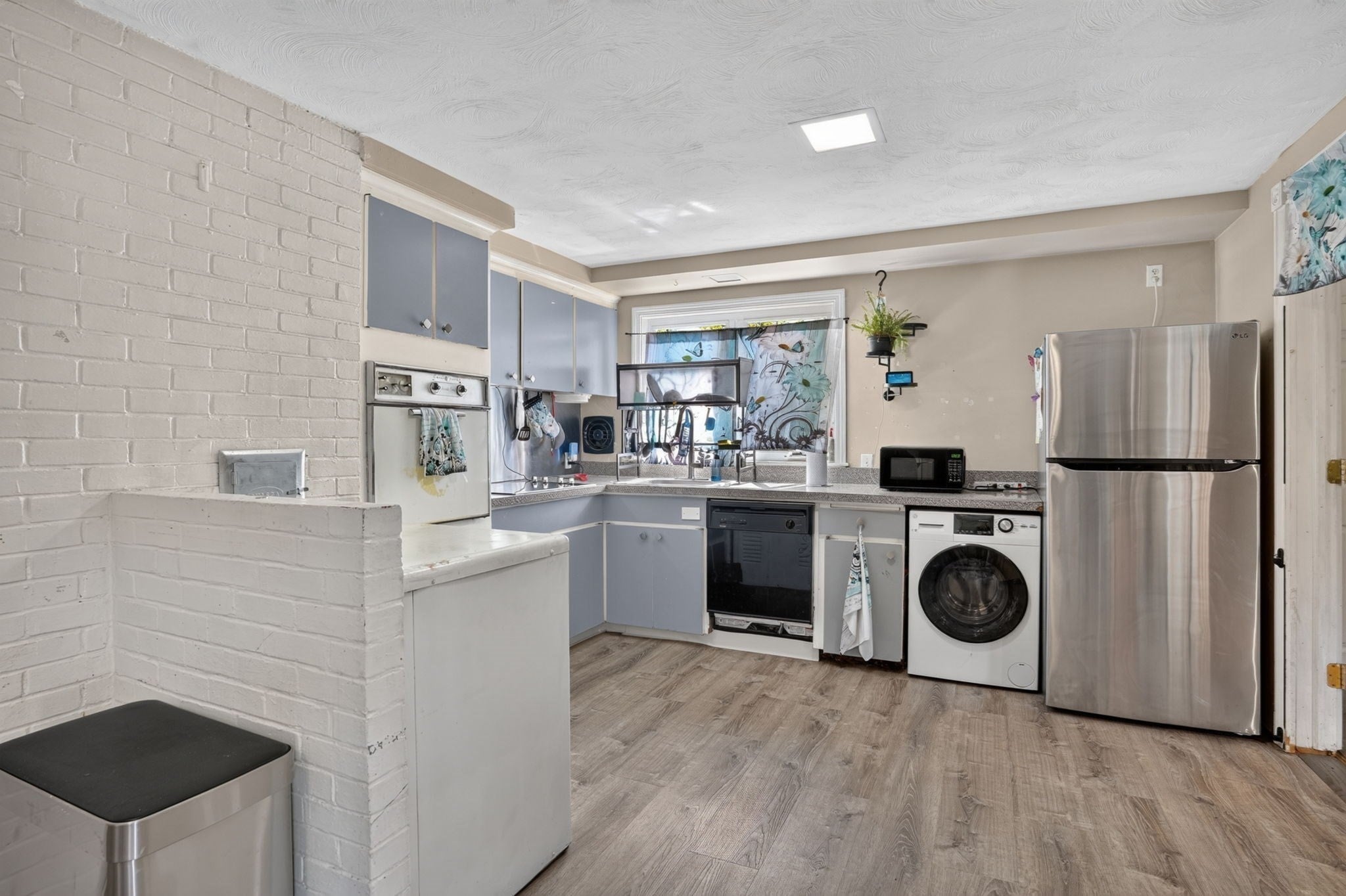 223 Elsie Rd, Brockton, MA Photo #6