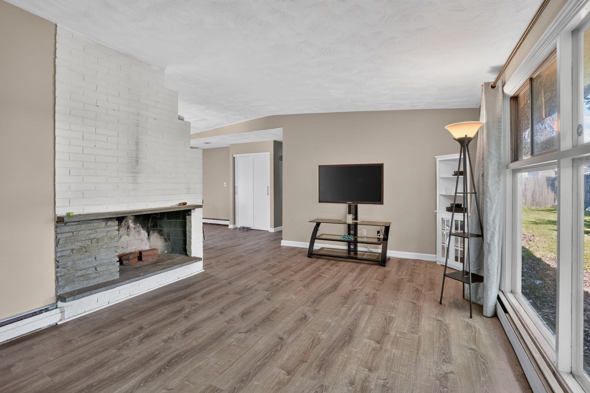 223 Elsie Rd, Brockton, MA Photo #14