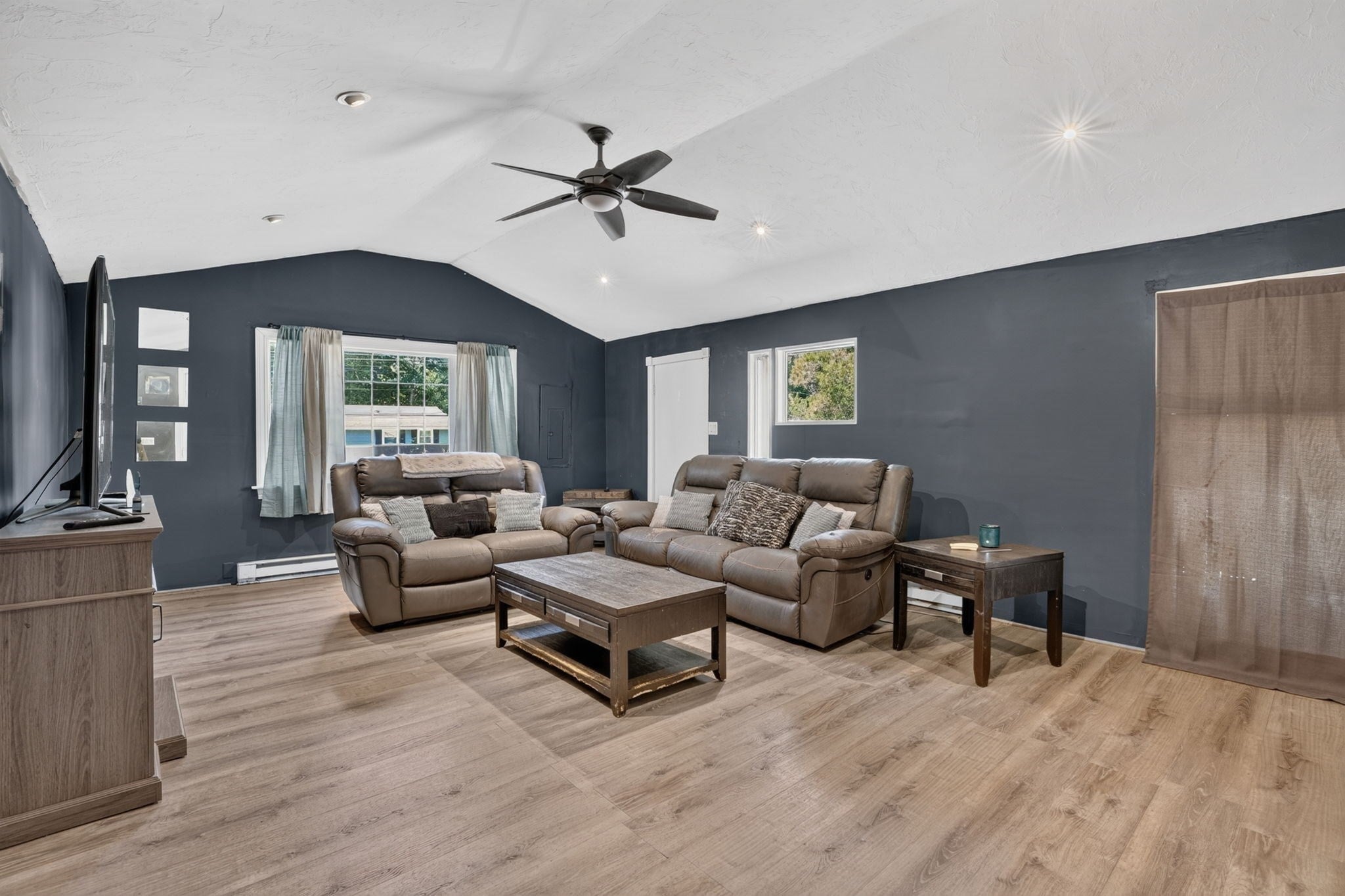 223 Elsie Rd, Brockton, MA Photo #11