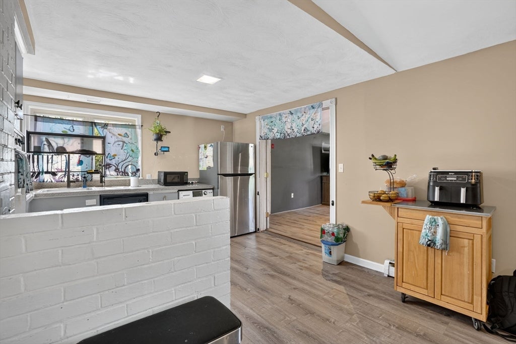 223 Elsie Rd