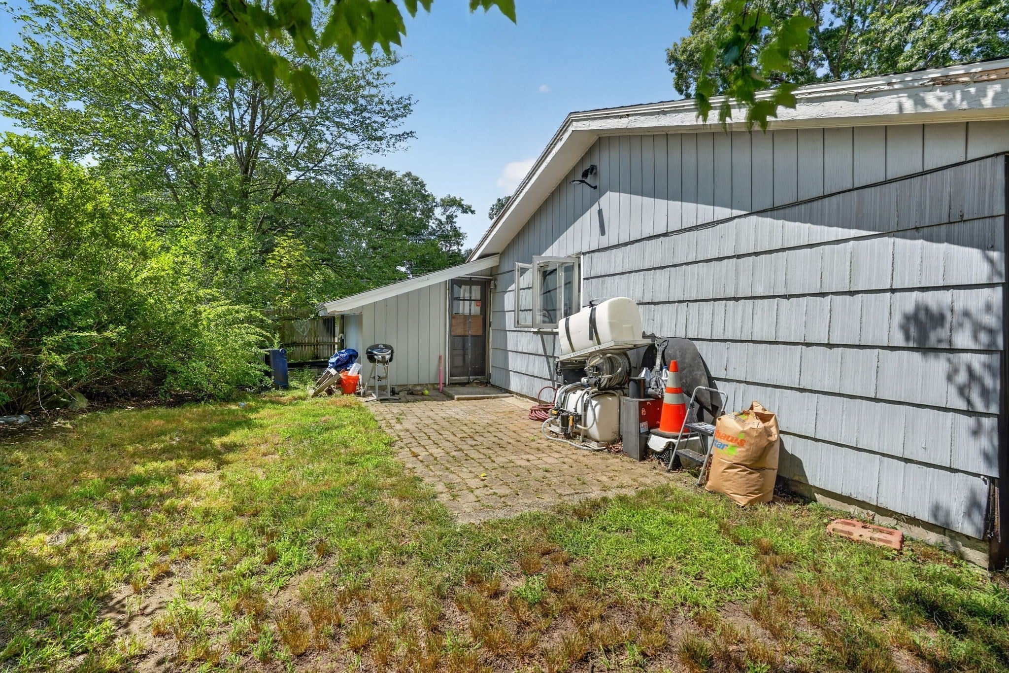 223 Elsie Rd, Brockton, MA Photo #32