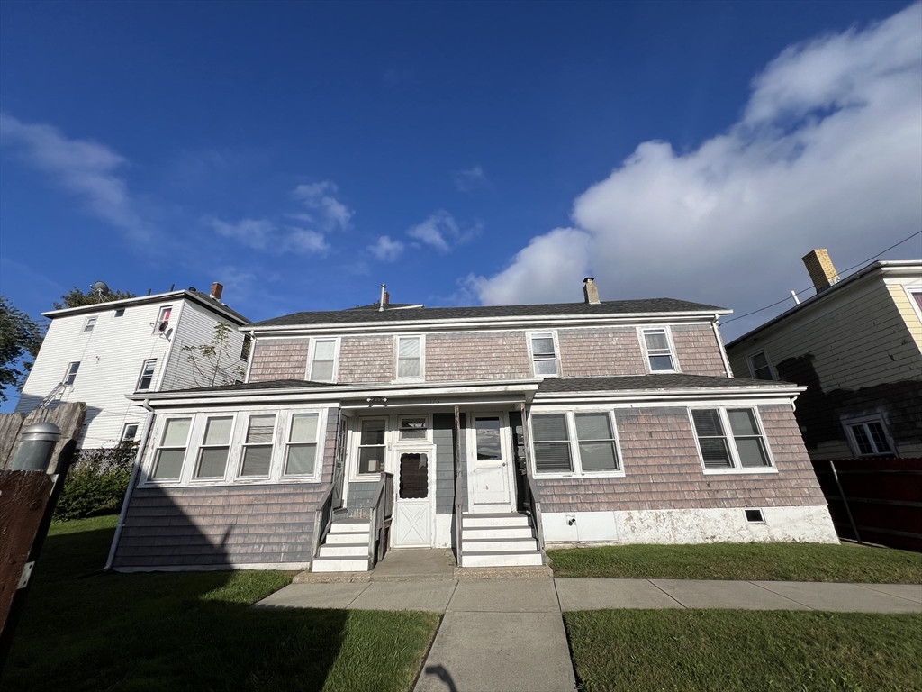 Fall River, Massachusetts 02724, United States, 4 Bedrooms Bedrooms, ,3 BathroomsBathrooms,Residential,Active,235233