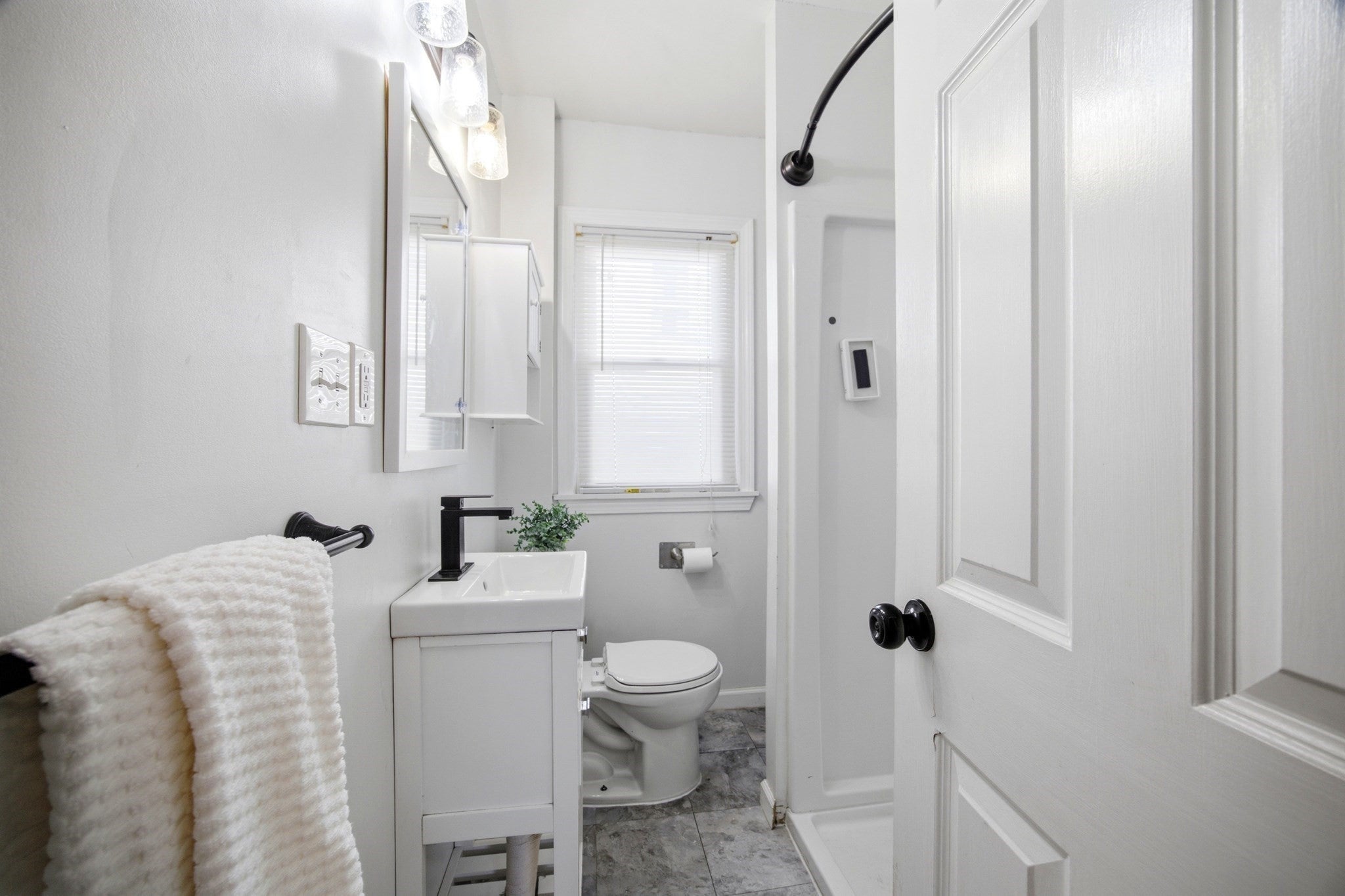 120 Ellsworth Ave, Springfield, MA, 120 Ellsworth Ave, Springfield, MA Photo #11