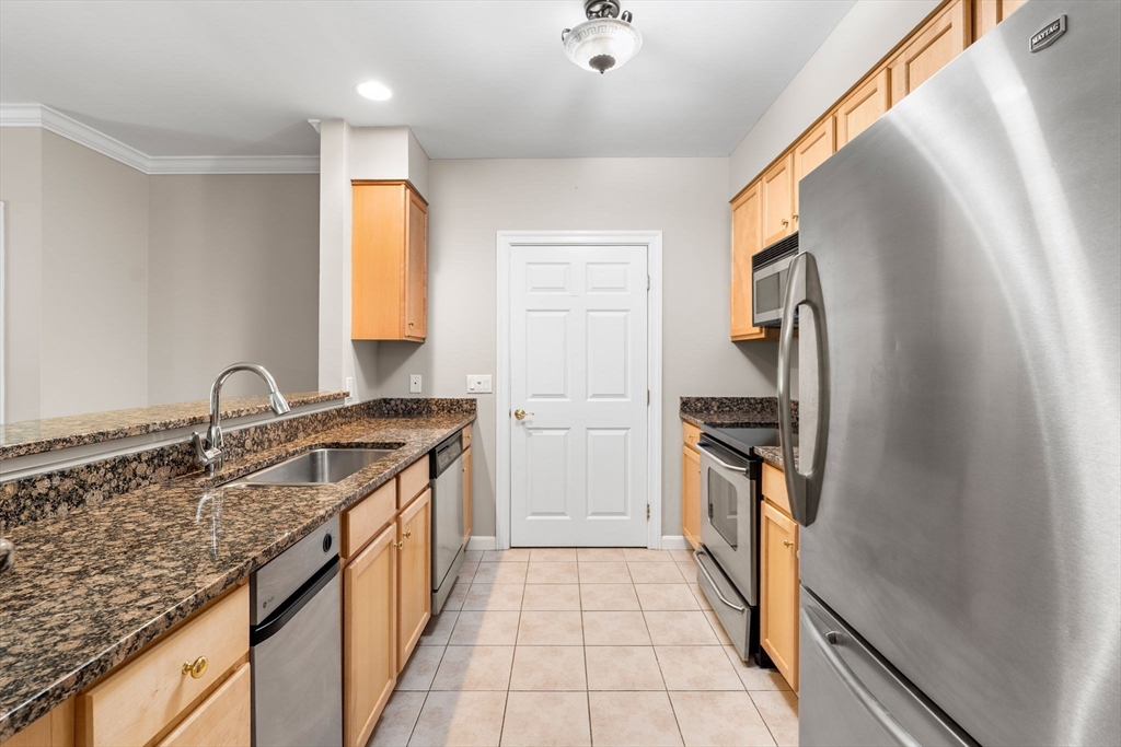 180 Chickering Rd 110C
