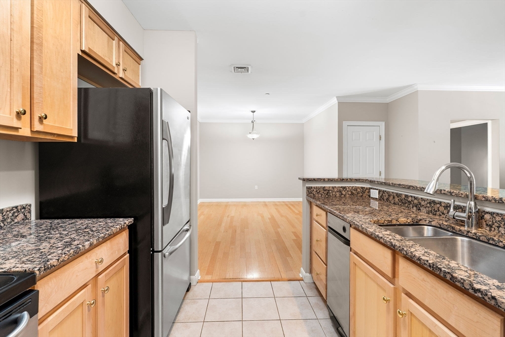 180 Chickering Rd 110C