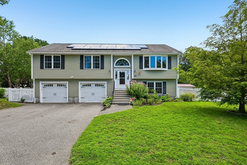 12 Autumn St, Billerica, MA Photo #1