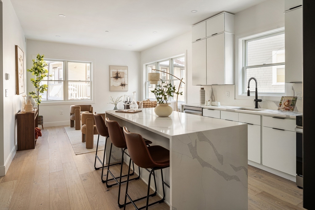 140 Shirley Street 204