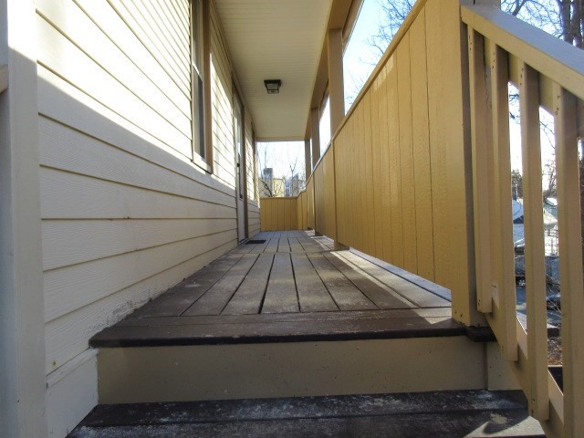 10 Circuit Street