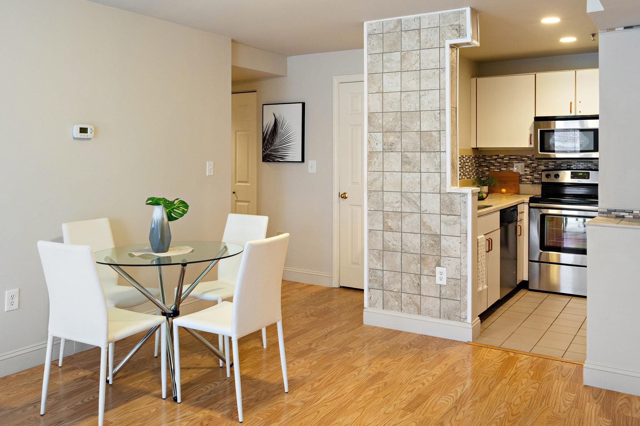 193 Oak St #205E, Newton, MA Photo #4