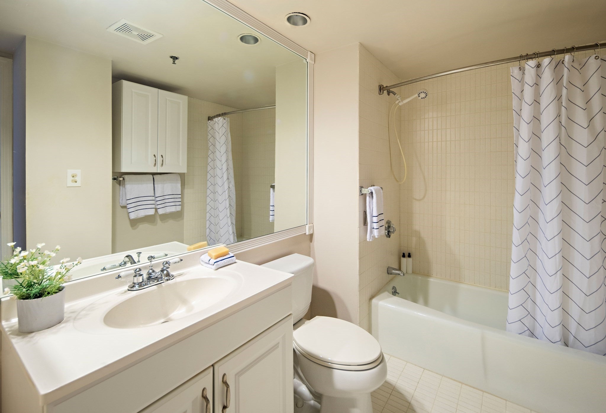 193 Oak St #205E, Newton, MA Photo #8