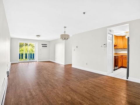 33 Lodgen Ct 4G Malden MA 02148