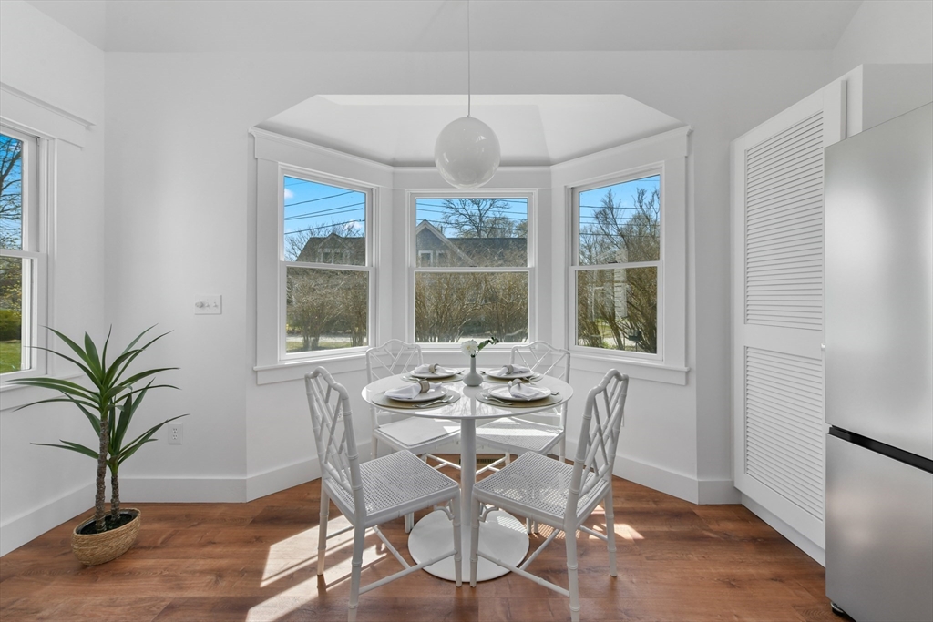 Barnstable, Massachusetts 02635, United States, 4 Bedrooms Bedrooms, ,3 BathroomsBathrooms,Residential,Active,114547