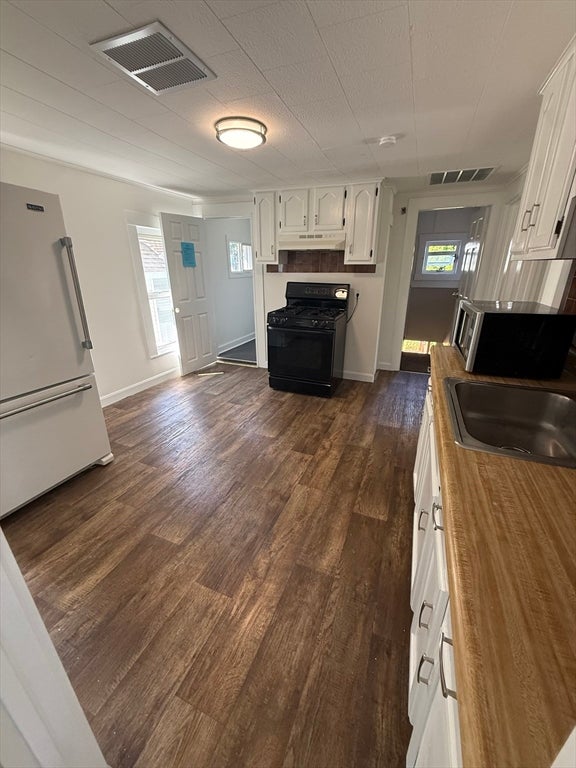 321 Lawrence St #3, Lowell, MA, 321 Lawrence St #3, Lowell, MA Photo #2