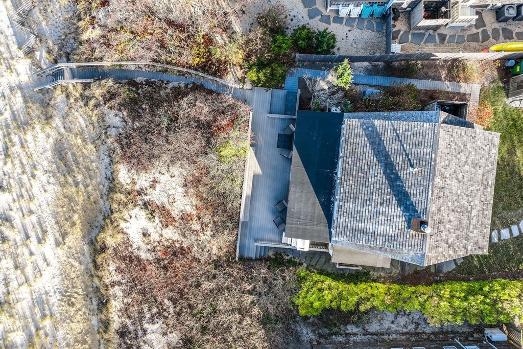 240 Robbins Hill Road