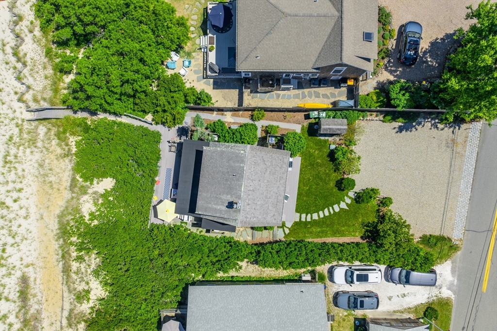 240 Robbins Hill Road
