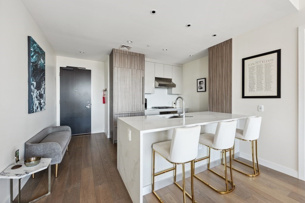 188 Brookline Ave 22E