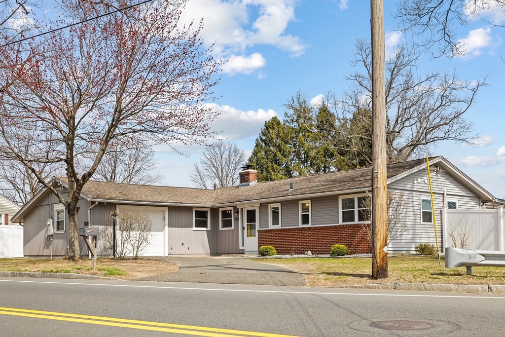 359 Granby Rd