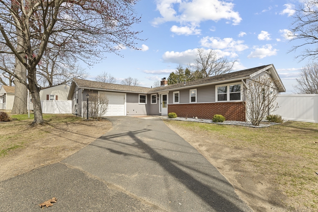 359 Granby Rd